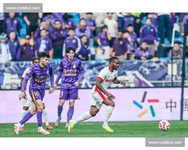 半场战报：亚泰 2-0 津门虎 西普里安建功 + 造乌龙 谢维军失误送礼